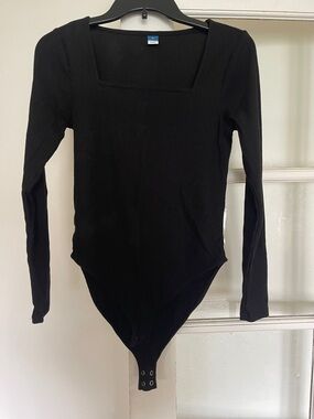 Old Navy Black Ribbed Square-Neck Long Sleeve Bodysuit